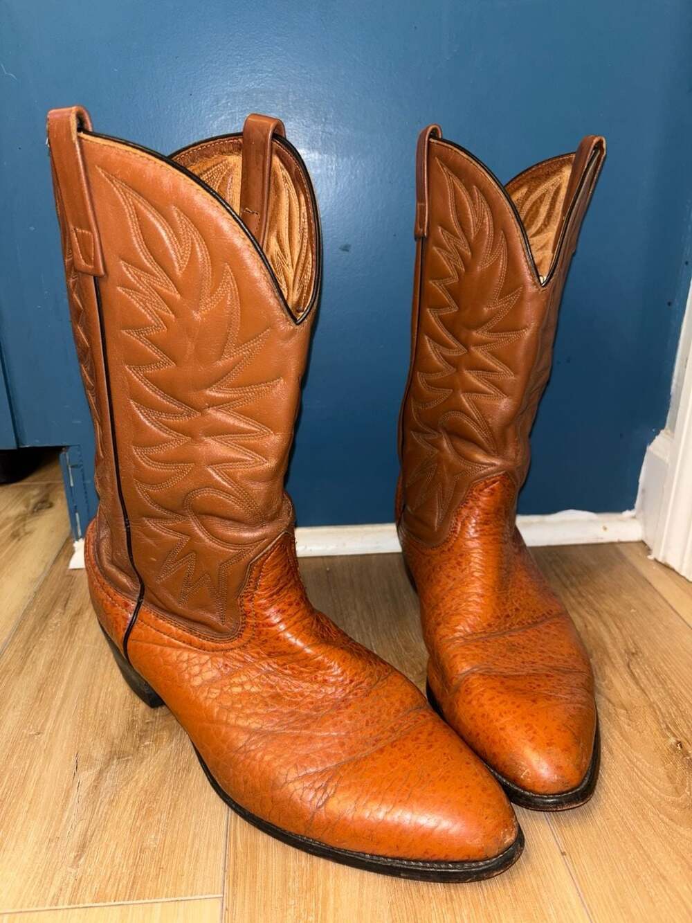 Vintage Men's Cowboy Boots in Orange Tan